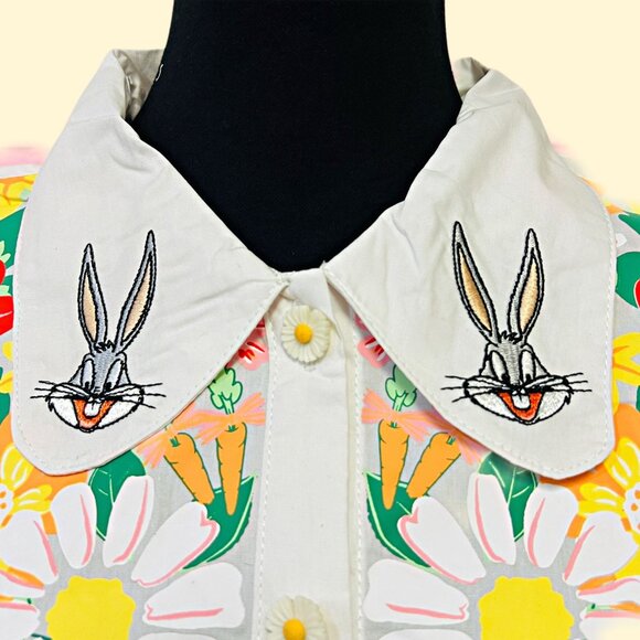 Looney Tunes x Unique Vintage Bugs Bunny Blouse Button Up Embroidered Floral Top - Picture 6 of 12